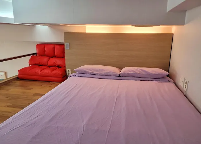 Travel House