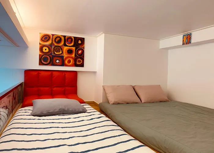 Travel House