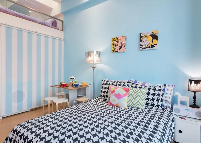 Travel House