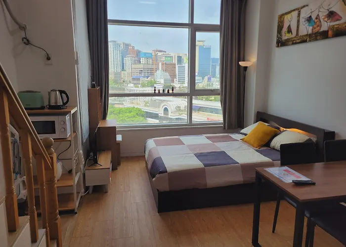 Travel House Seúl